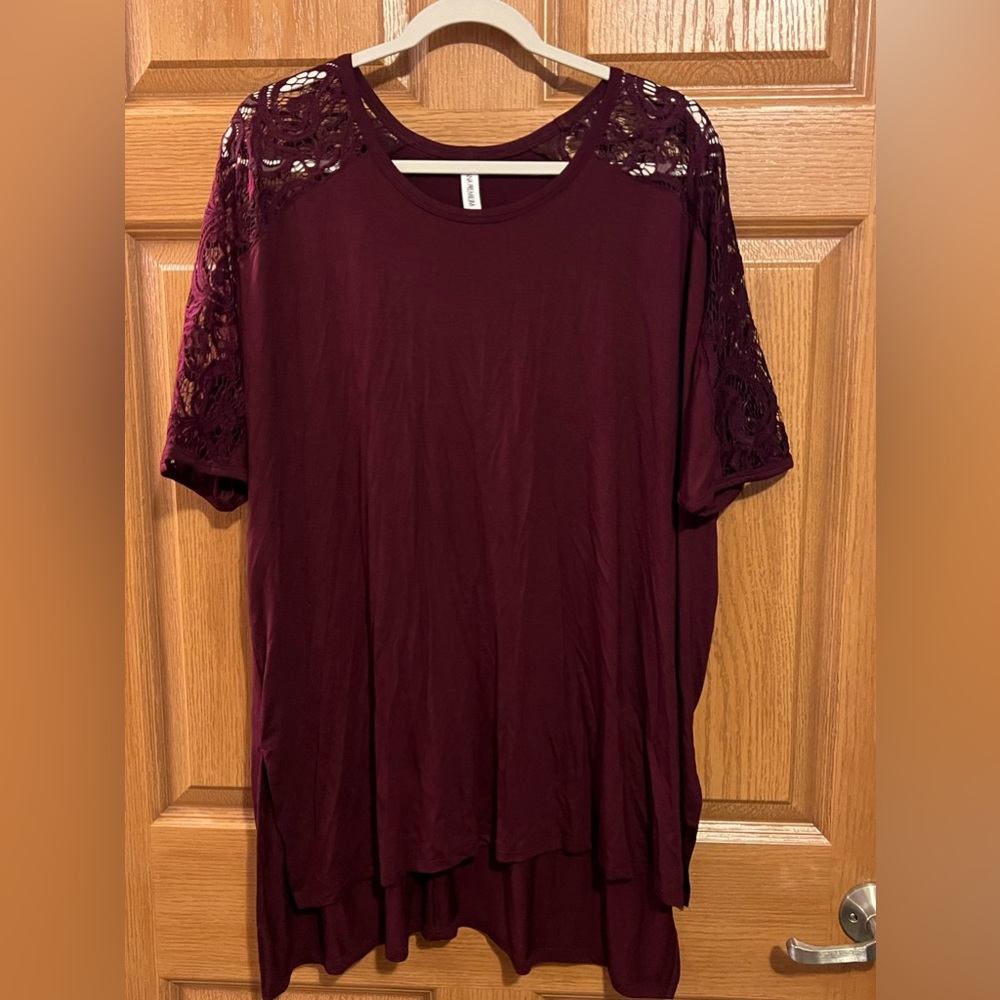 Plus size Boutique Top w/Lace insert